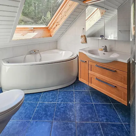 度假居 Cozy In 康斯博